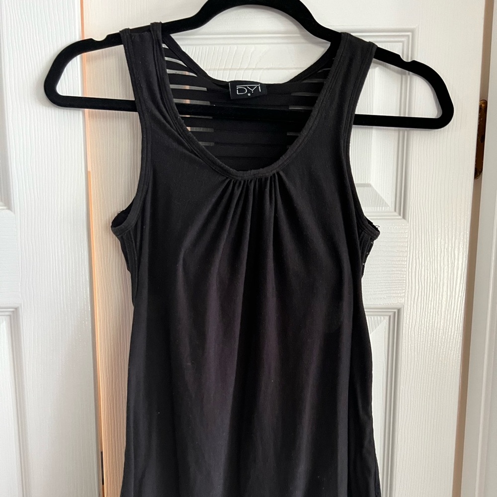 DYI black workout tank with built in bra - small